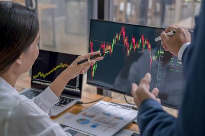 IHSG Merah Usai Kabinet Baru Diumumkan Investor Panik?