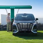 Denza D9 Cas 5 Menit Alphard Terancam