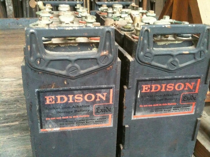 Edison Bangkit Lawan China