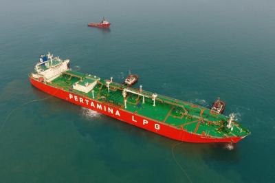LPG Melonjak Pertamina Kerahkan Armada Raksasa